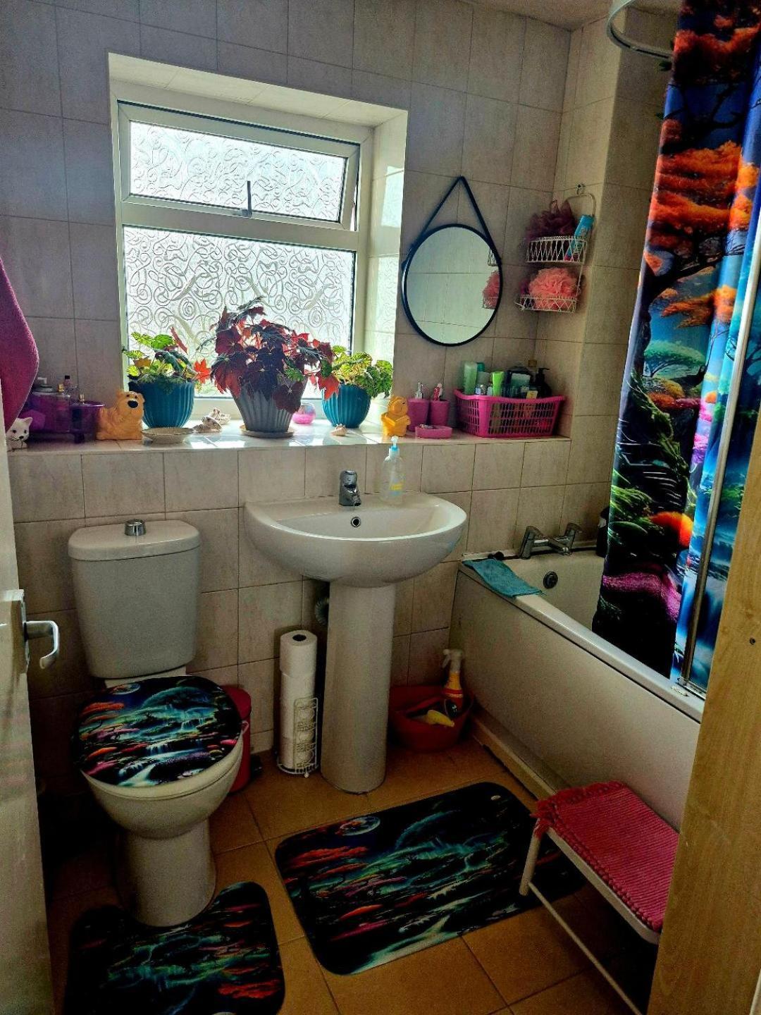 Private In Shared House-n 1